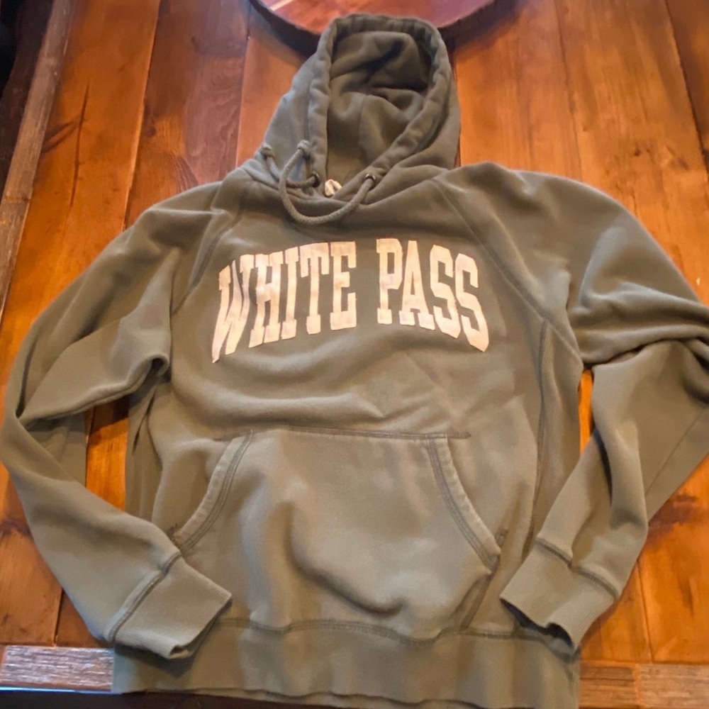 Men’s Pullover Fleece Hooded Logo White Pass Preowned Size Medium
